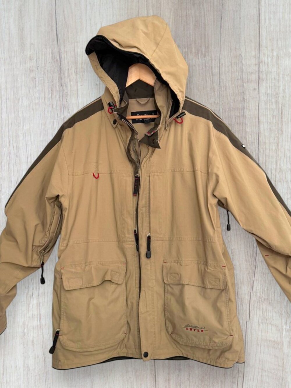 Vintage Eddie Bauer EBTEK Gore-Tex Hooded Jacket Men's M Tan Waterproof Hiking